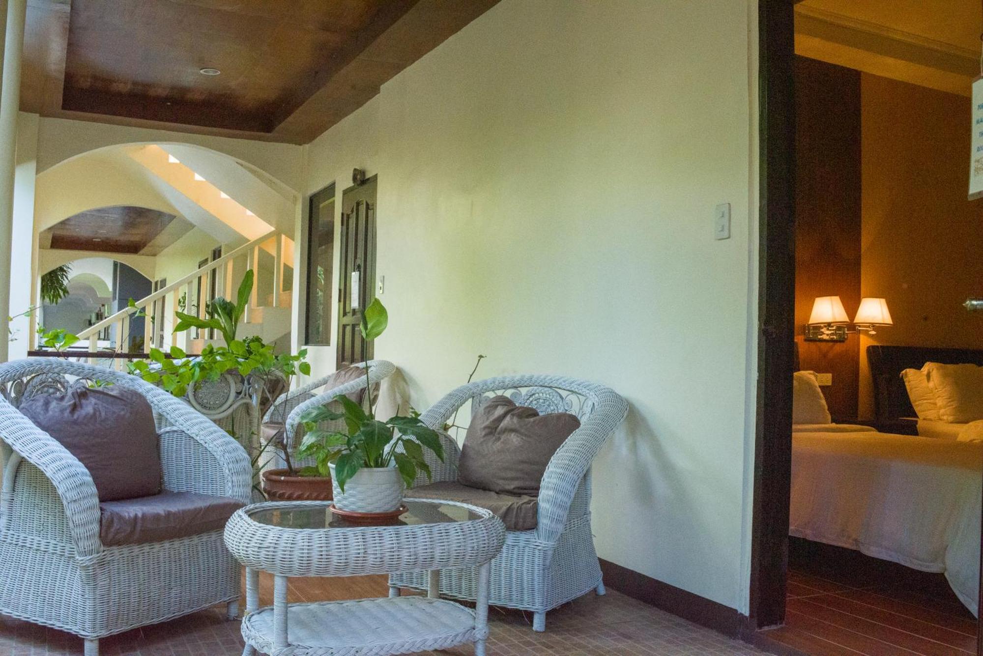 Lukay Las Brisas Balabag  Exterior photo