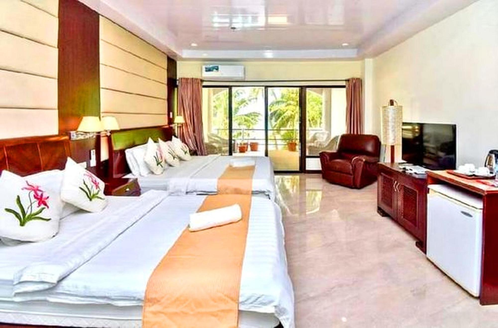 Lukay Las Brisas Balabag  Exterior photo