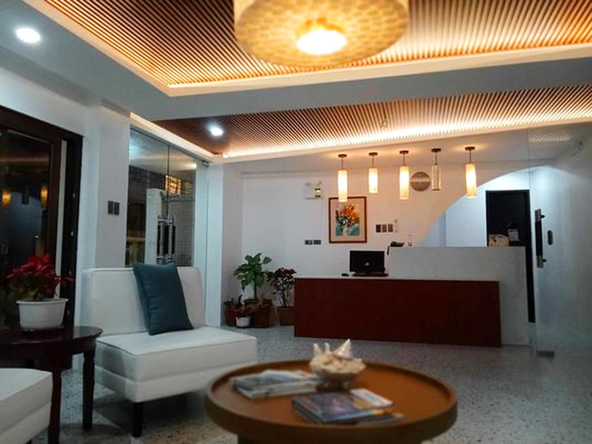 Lukay Las Brisas Balabag  Exterior photo