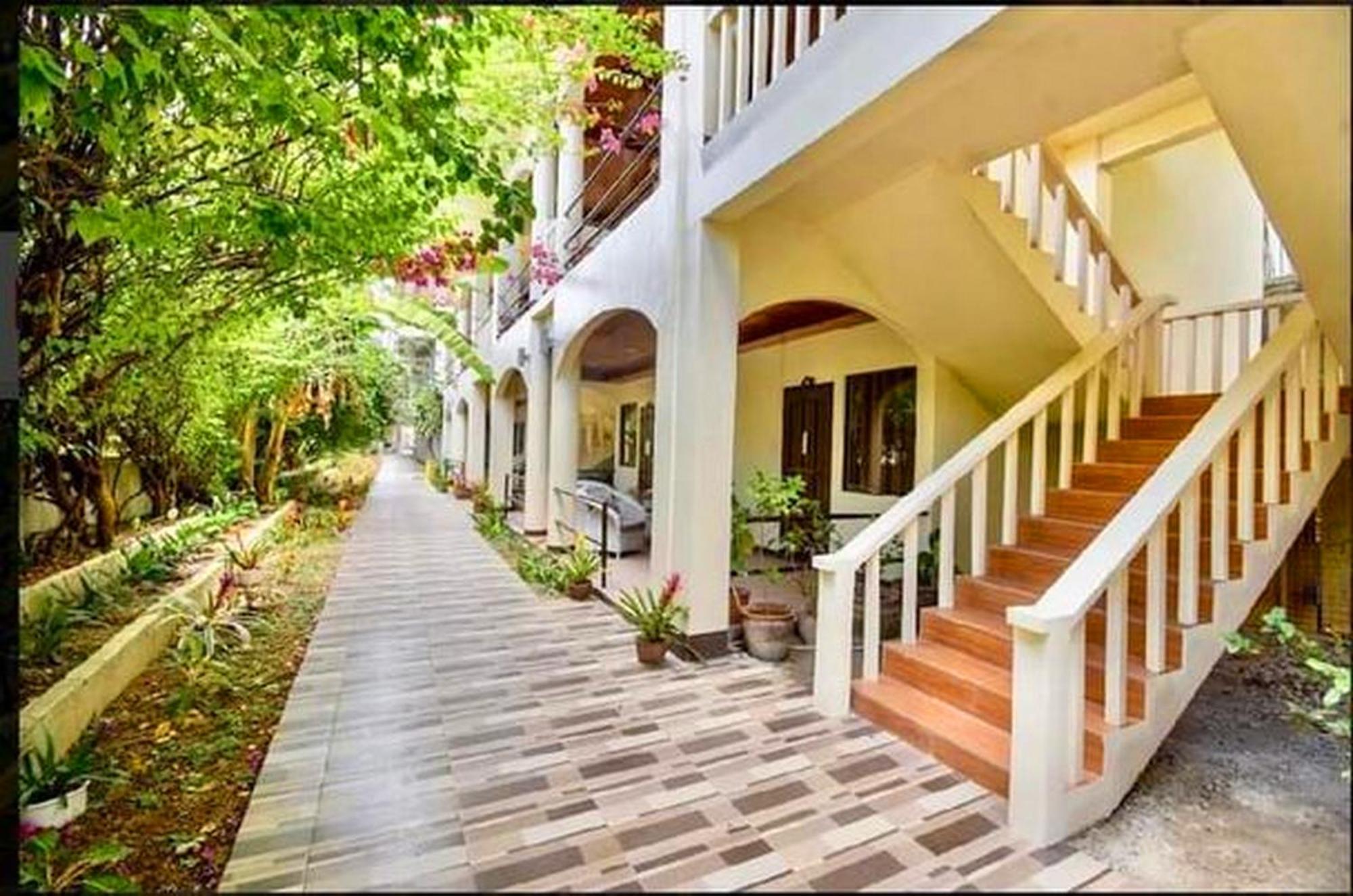 Lukay Las Brisas Balabag  Exterior photo